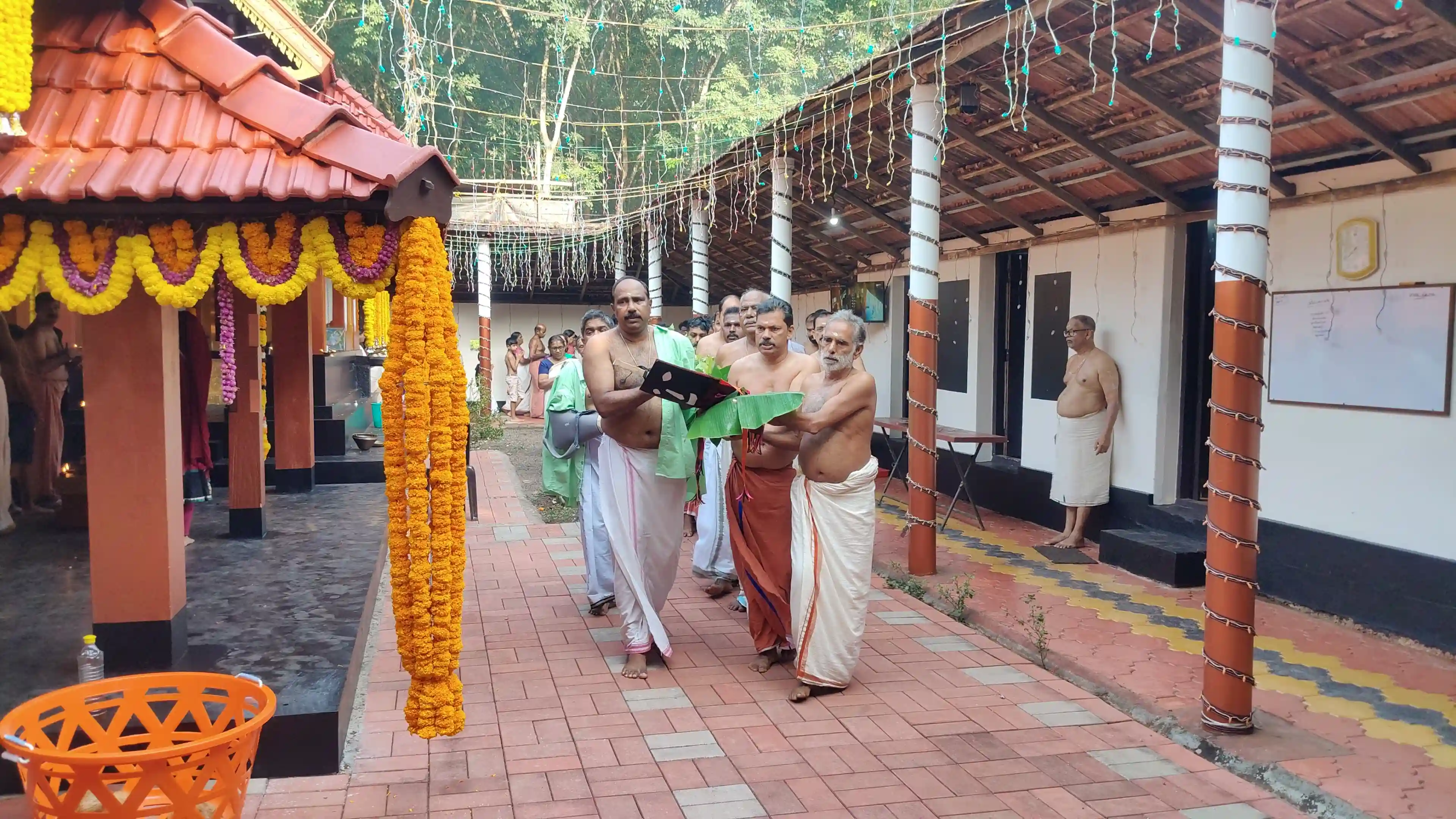 Sri Erattukalan Paradevatha Kshethram Thanthri
